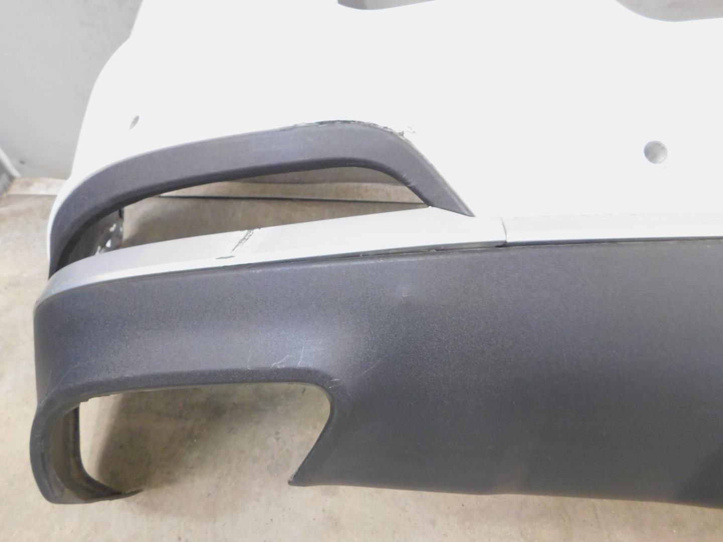 Бампер задний