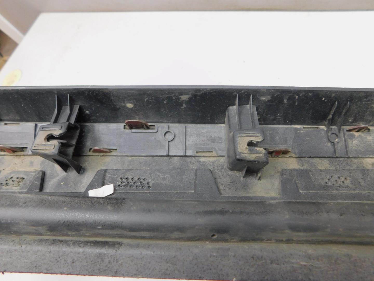 Накладка двери передней левой