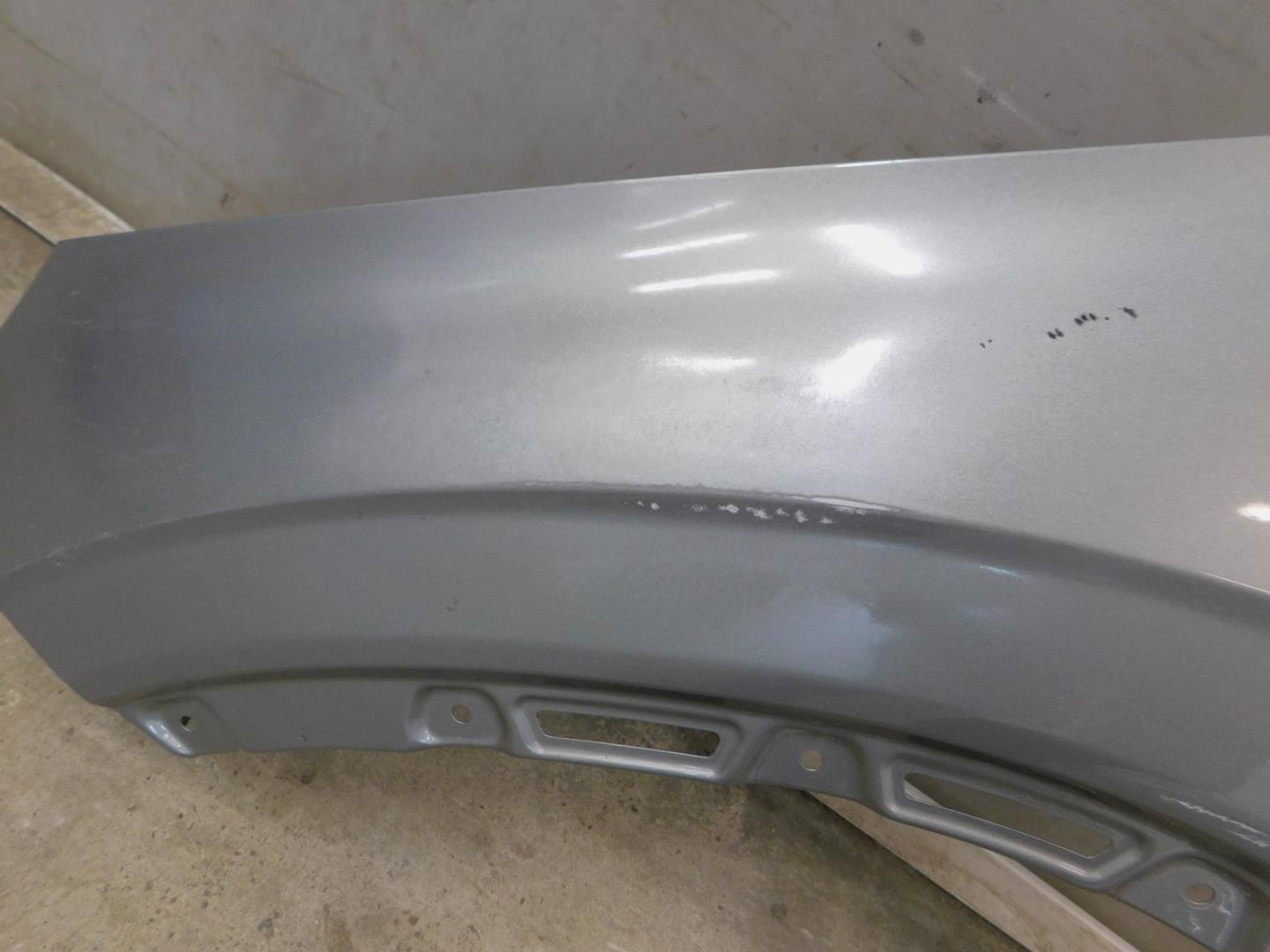 Крыло переднее левое