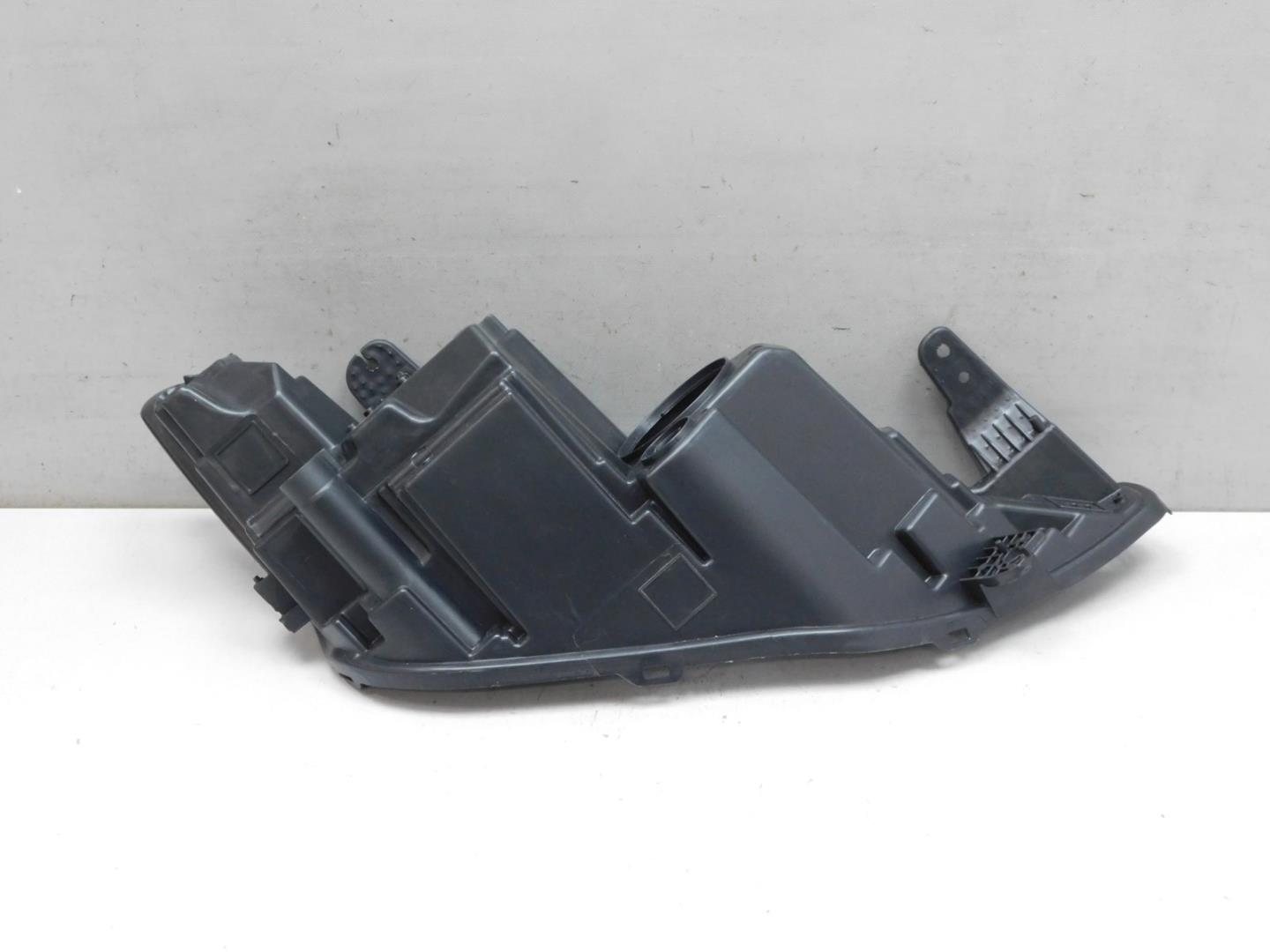 Корпус фары левой