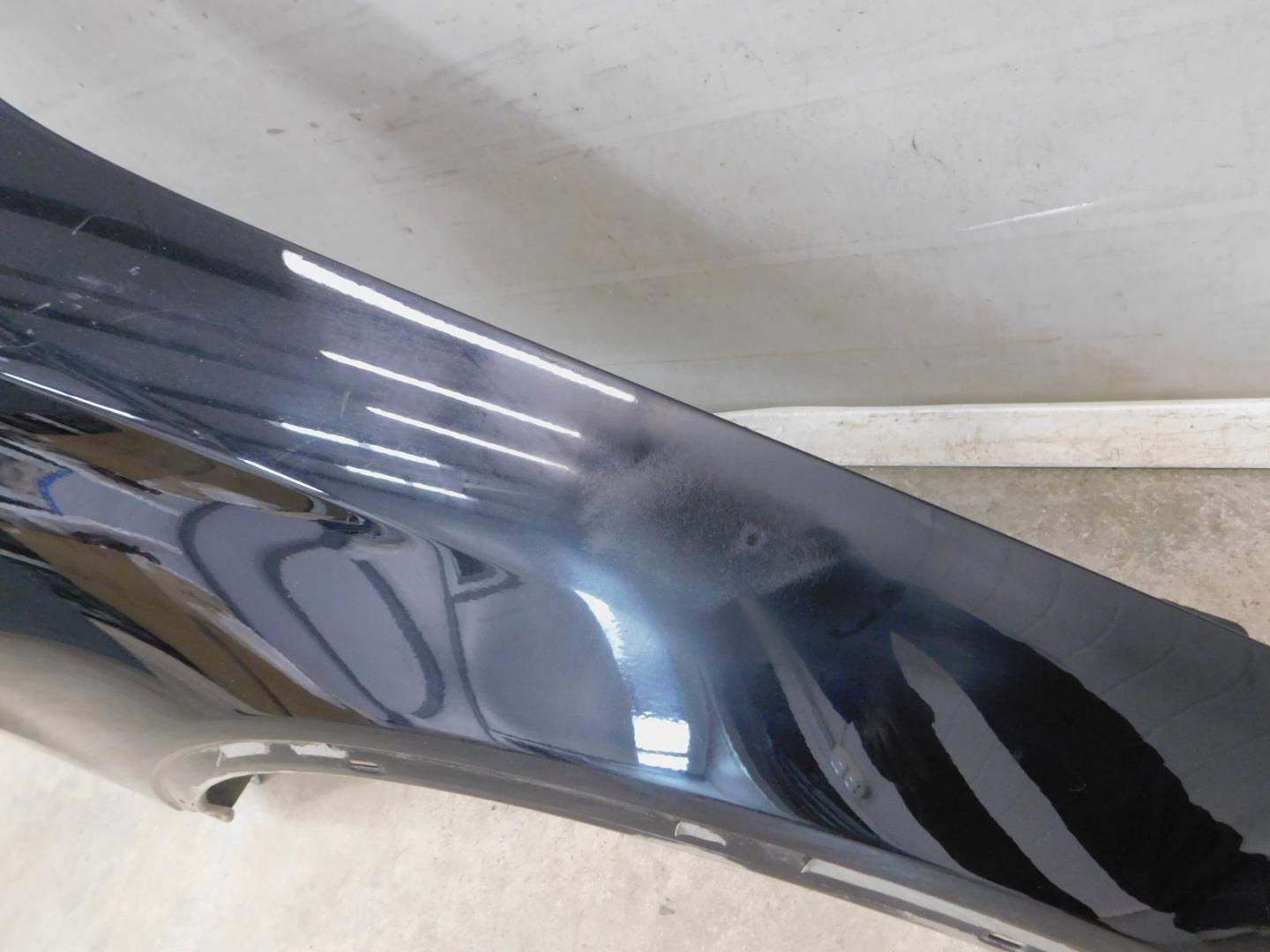 Крыло переднее правое