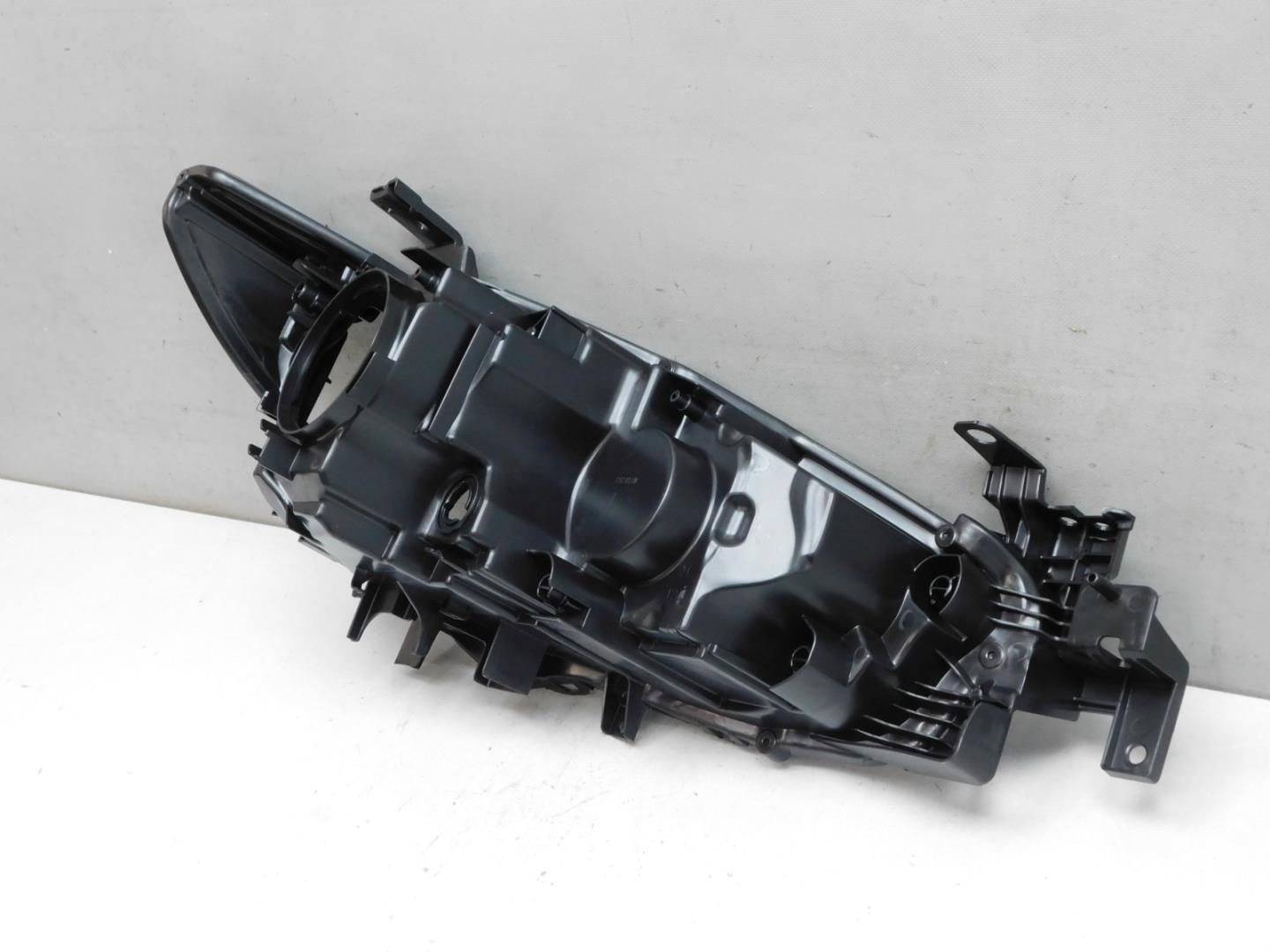 Корпус фары левой