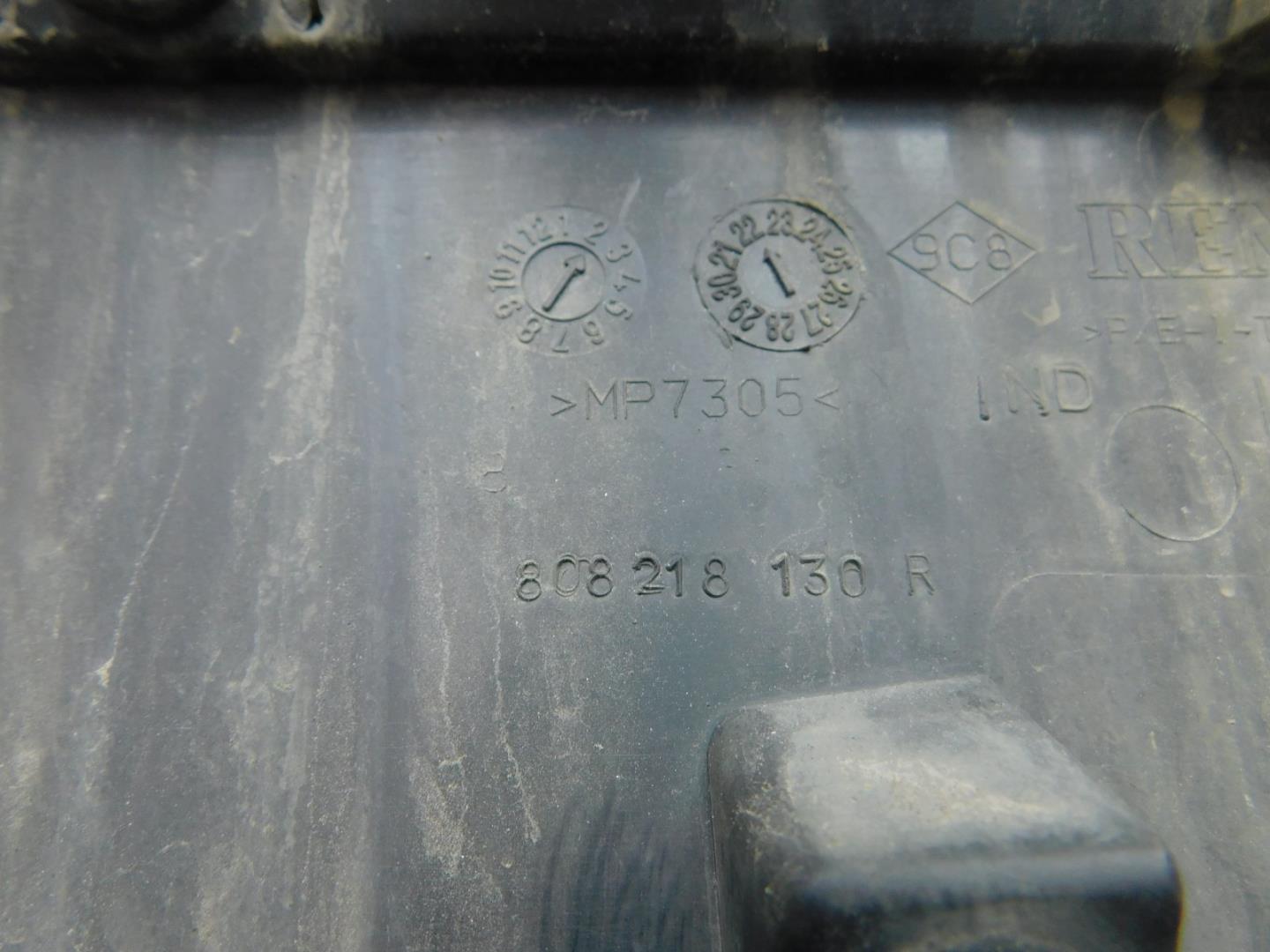 Накладка двери передней левой