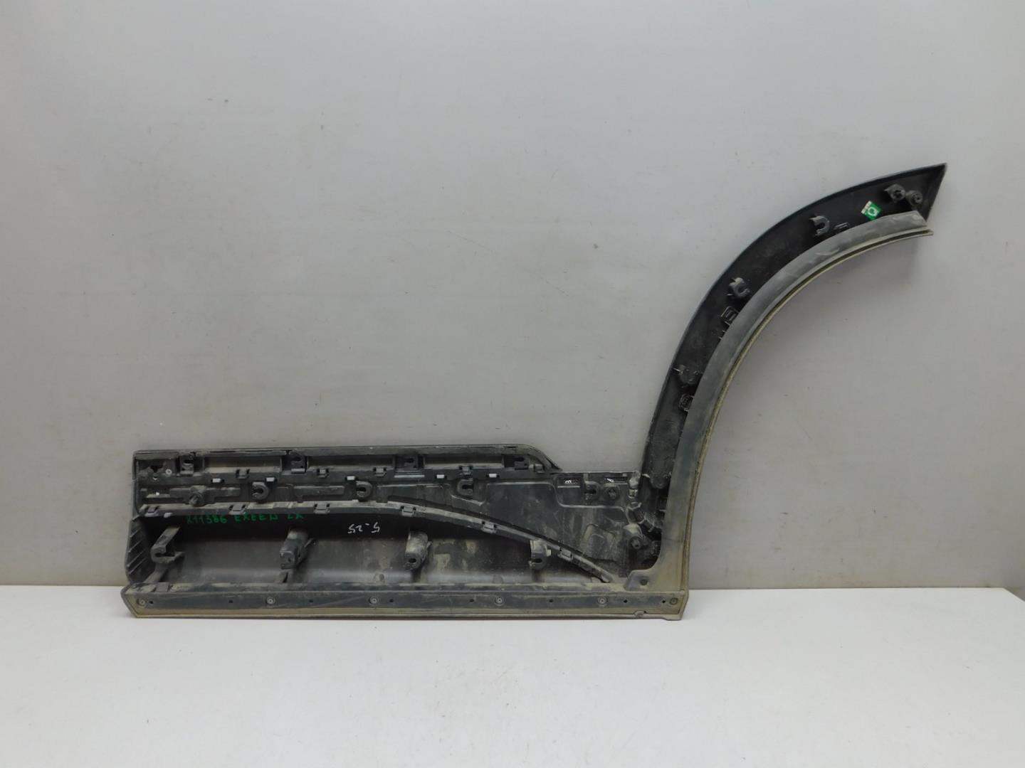 Накладка двери задней правой