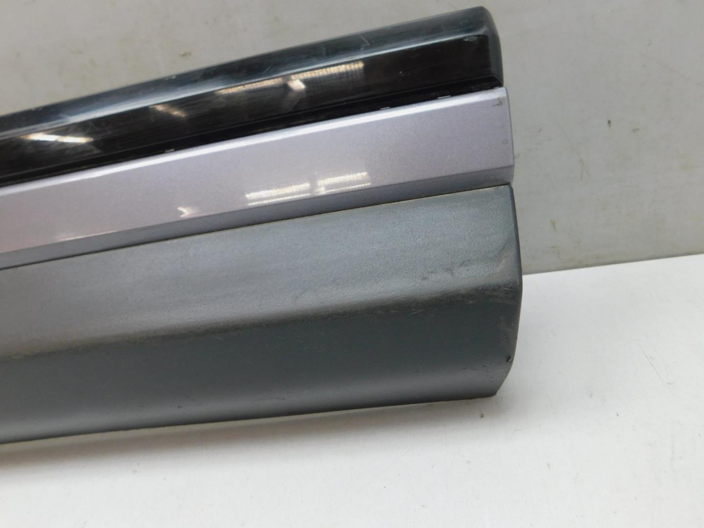 Накладка двери задней правой