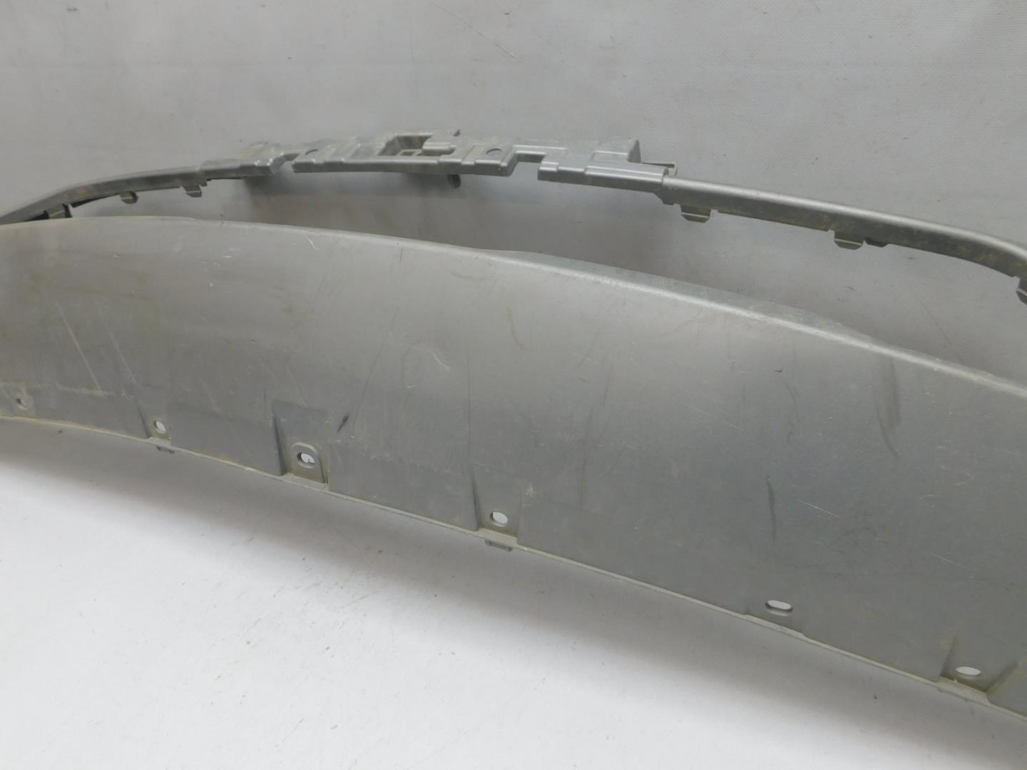 Накладка переднего бампера