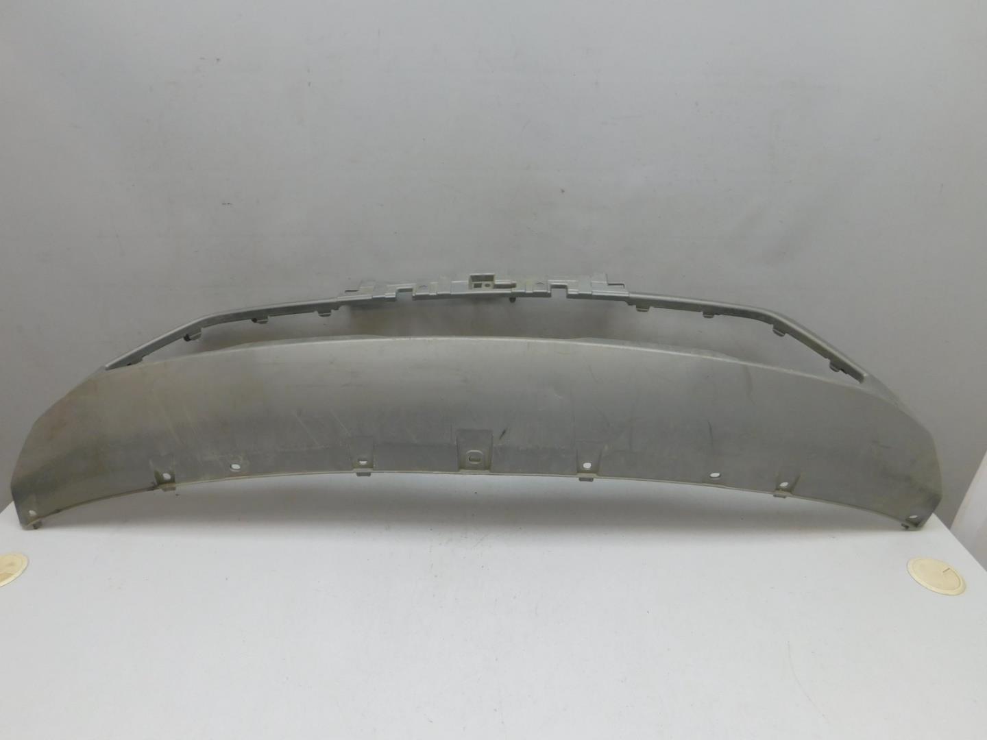 Накладка переднего бампера