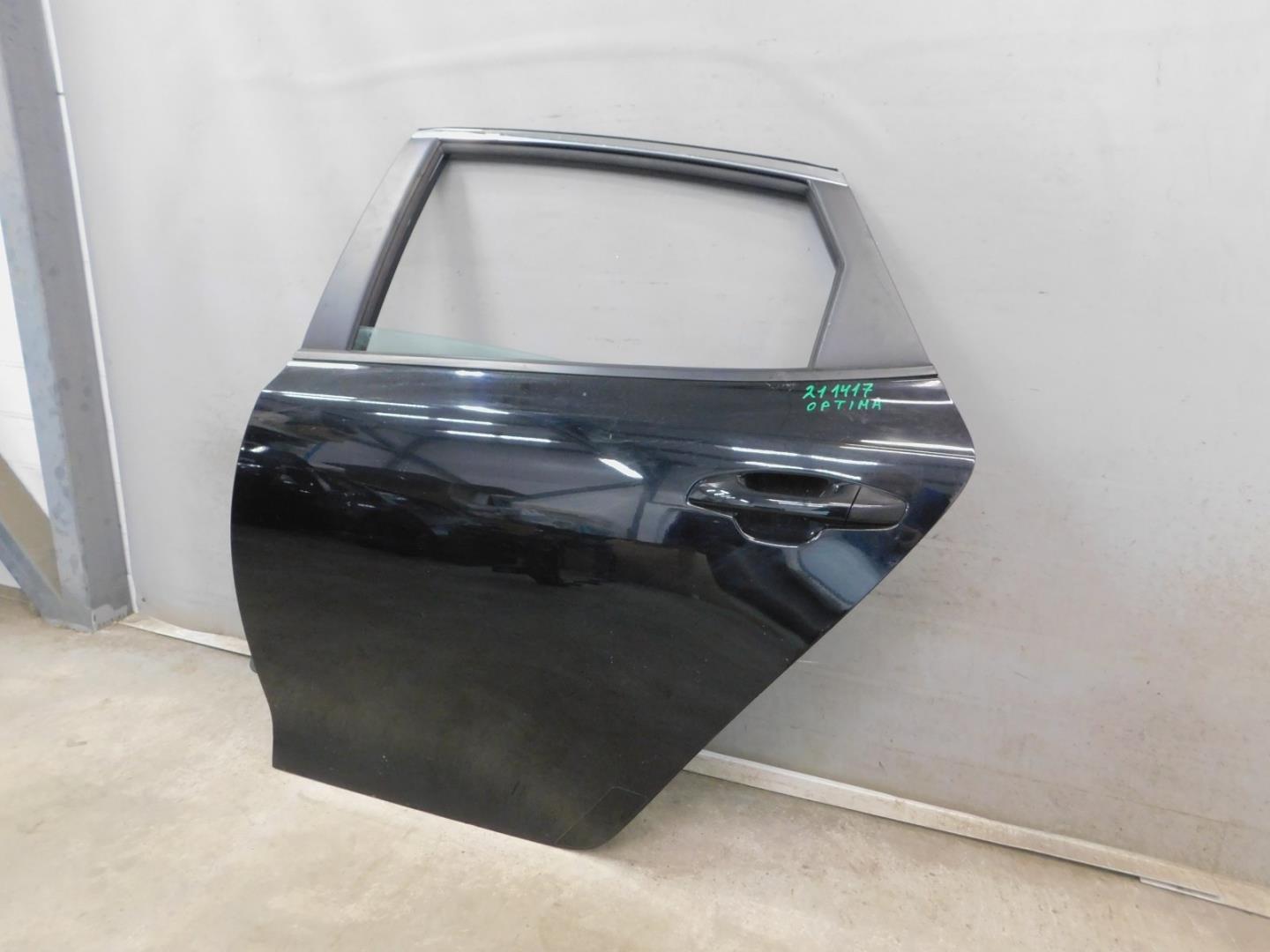 Дверь задняя левая