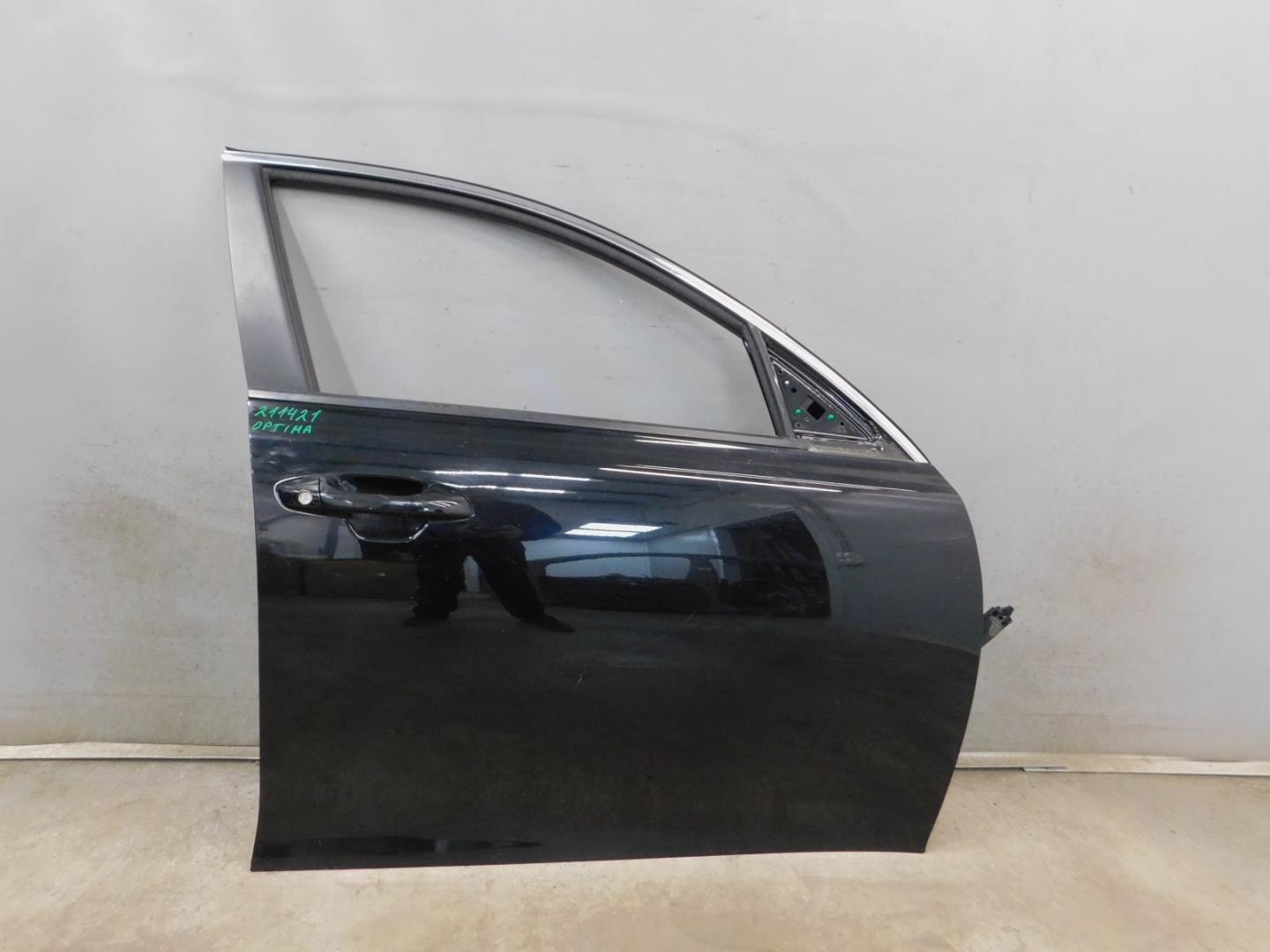 Дверь передняя правая