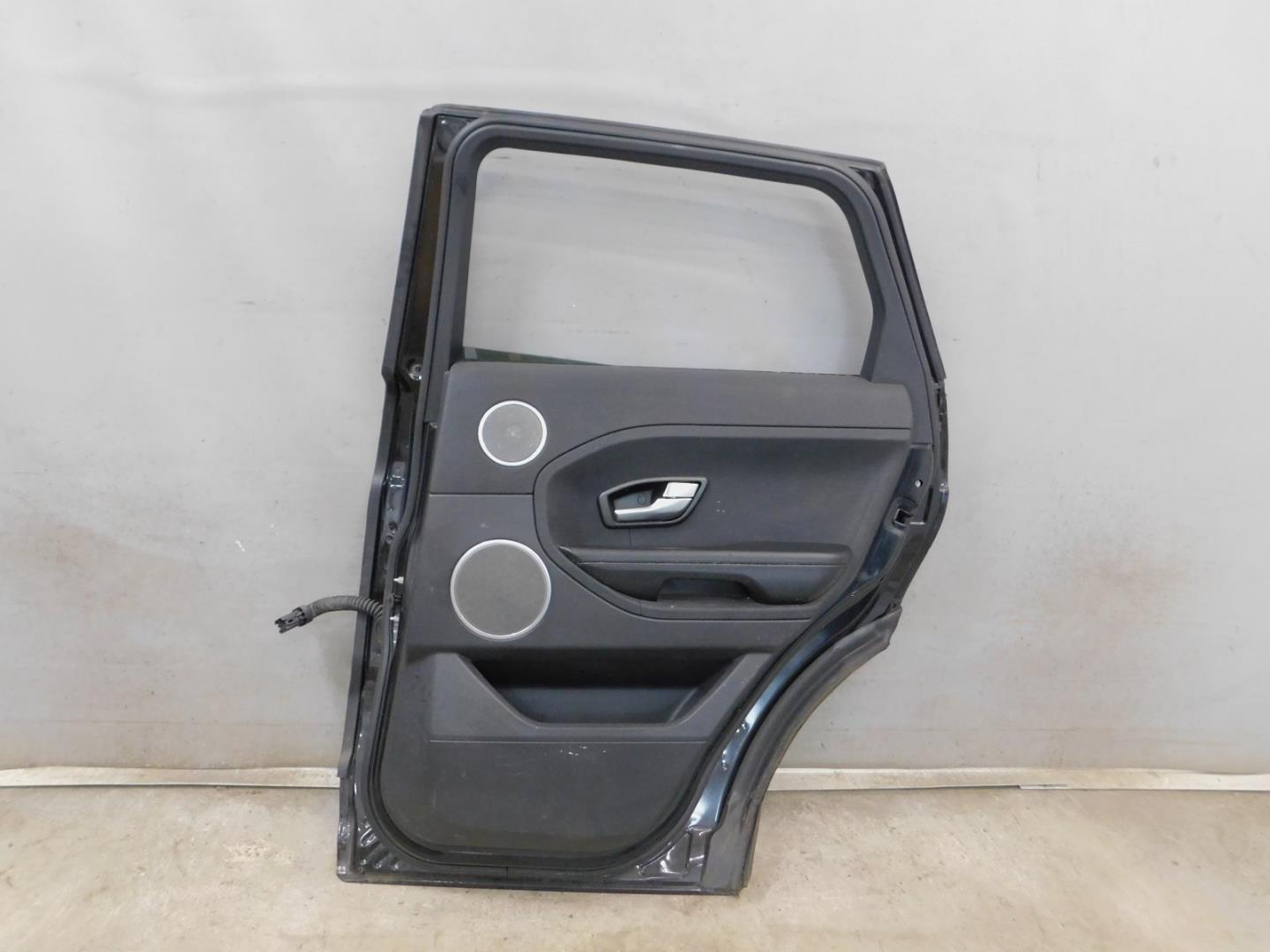 Дверь задняя правая