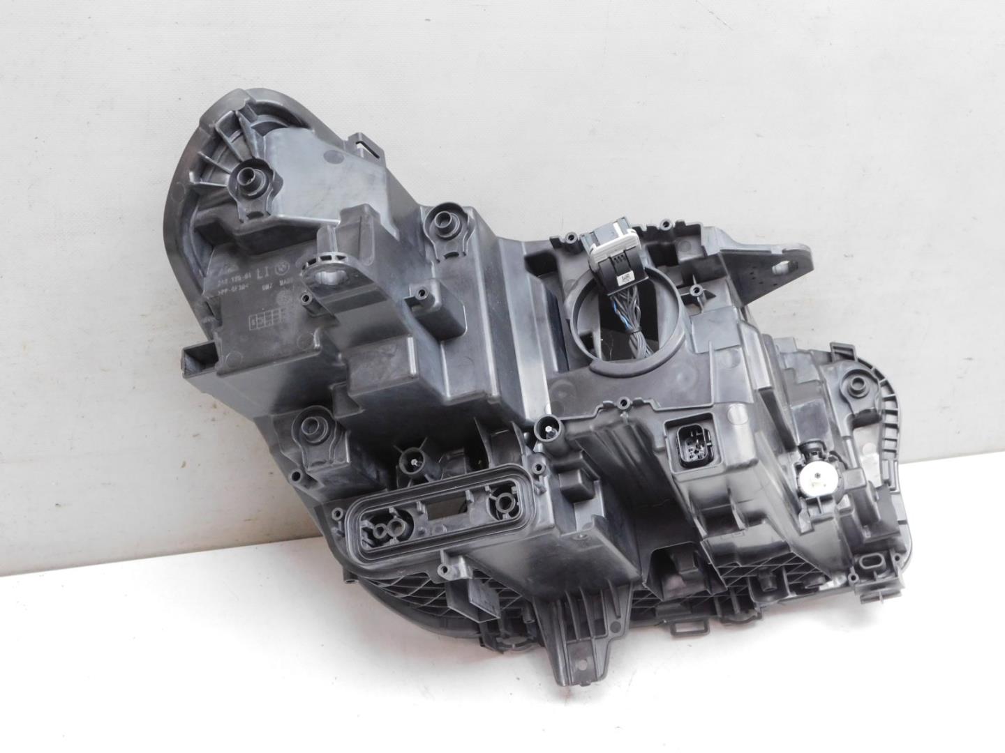 Корпус фары левой