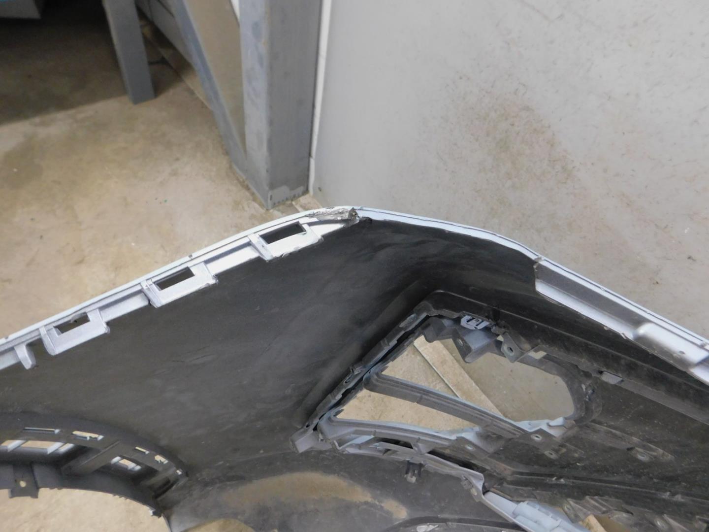 Бампер передний