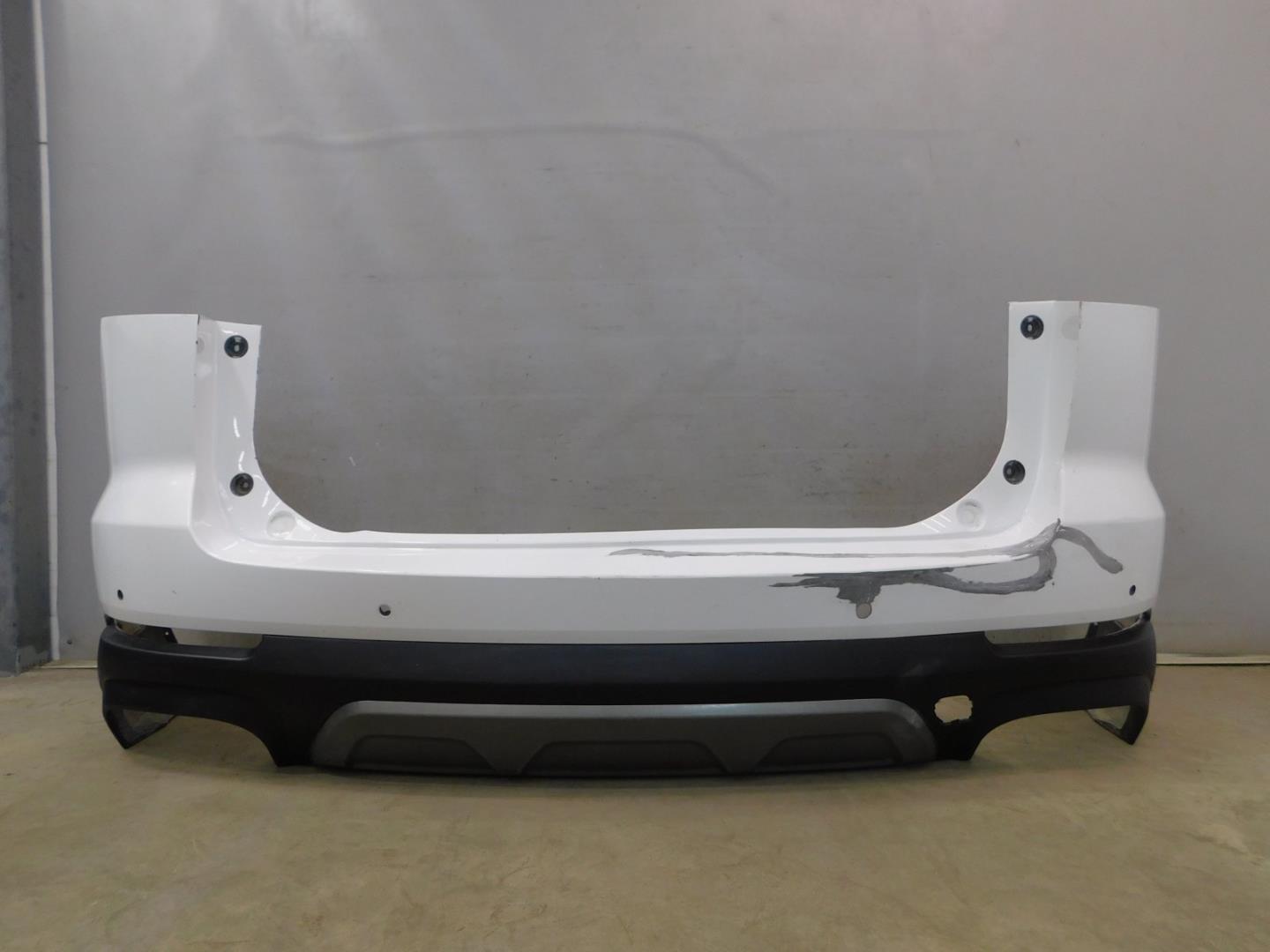 Бампер задний