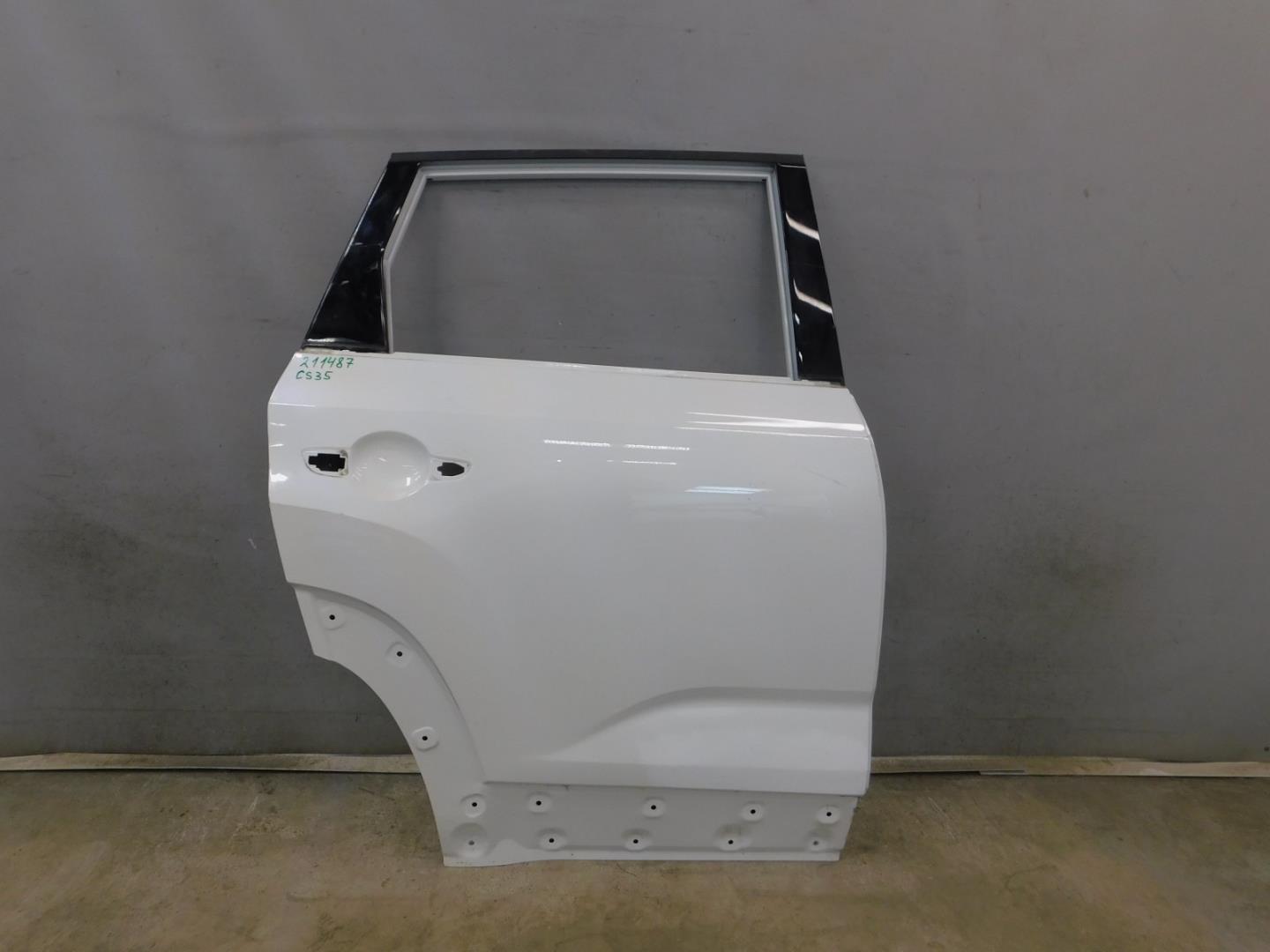 Дверь задняя правая