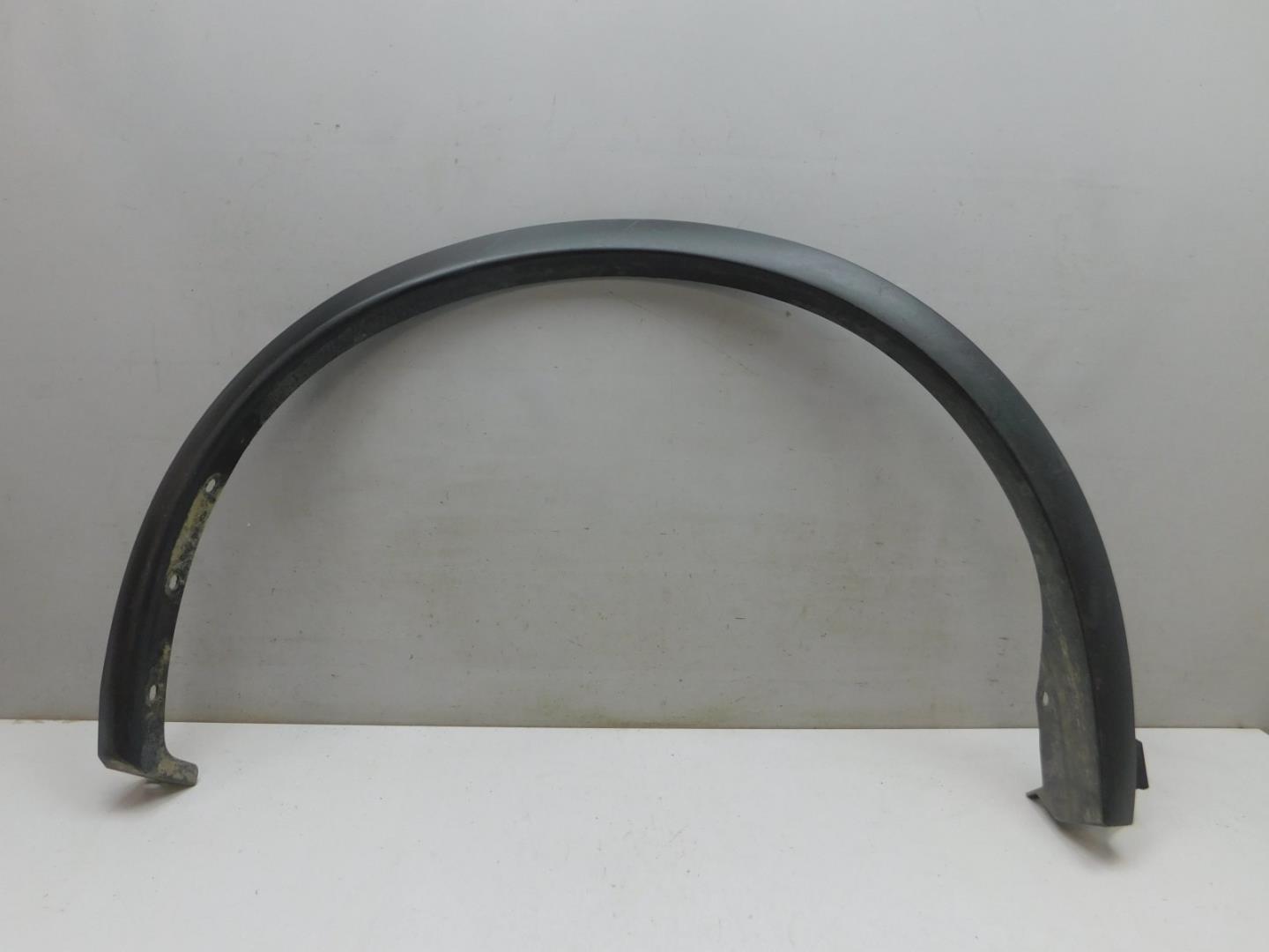 Накладка заднего крыла правого