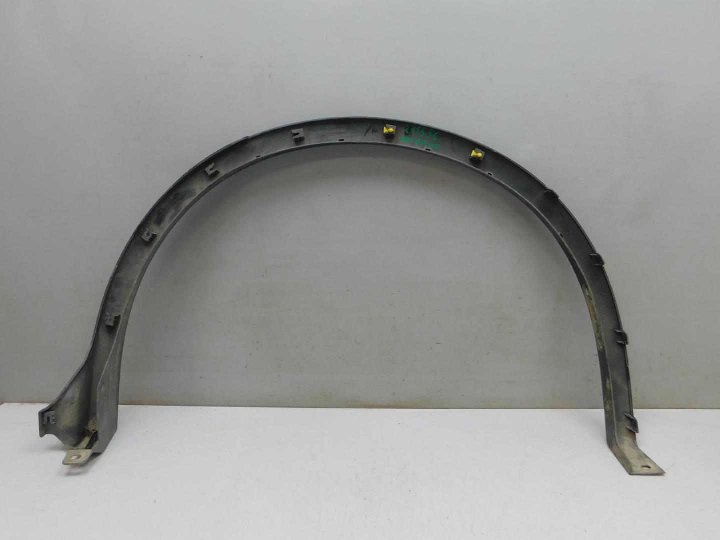 Накладка заднего крыла правого