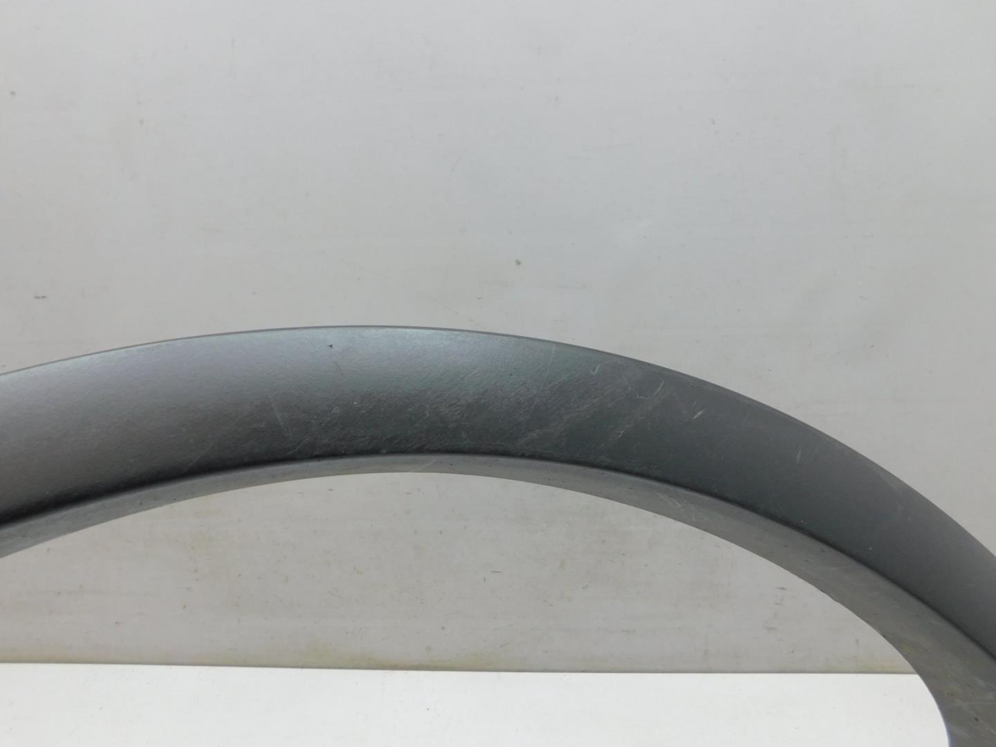 Накладка заднего крыла правого