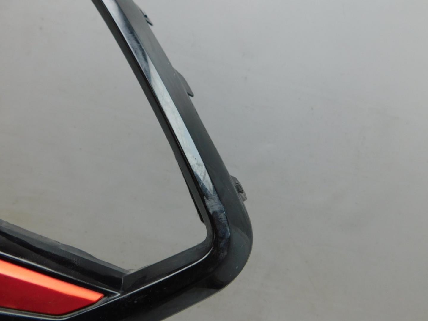 Накладка переднего бампера