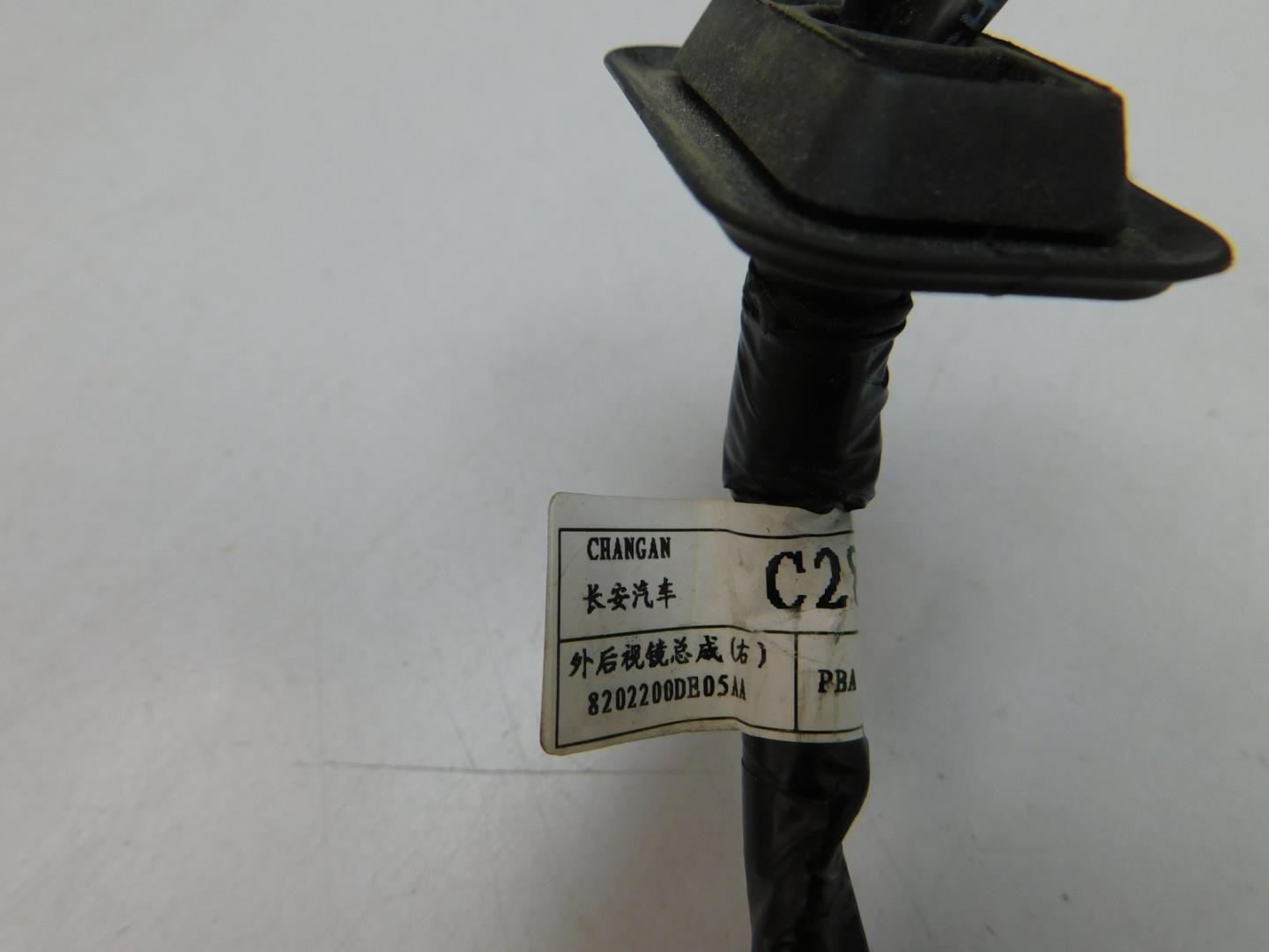 Зеркало правое электрическое