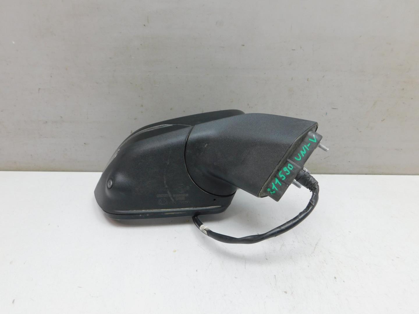 Зеркало правое электрическое