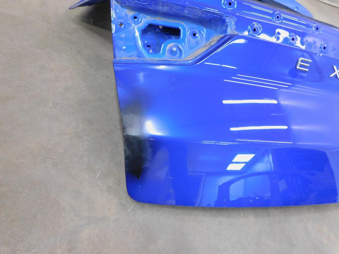 Дверь багажника