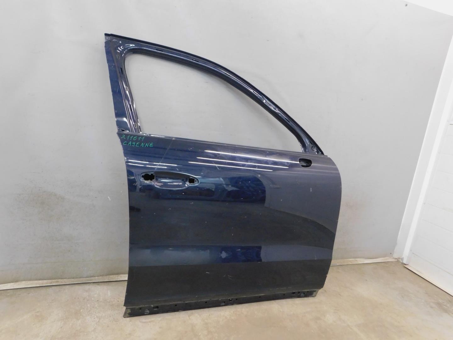 Дверь передняя правая