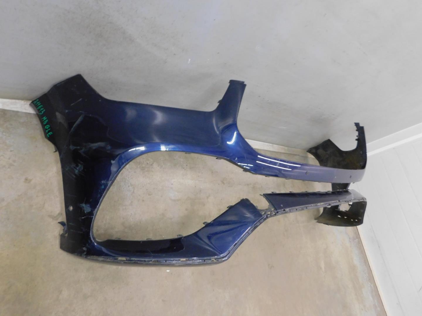 Бампер передний