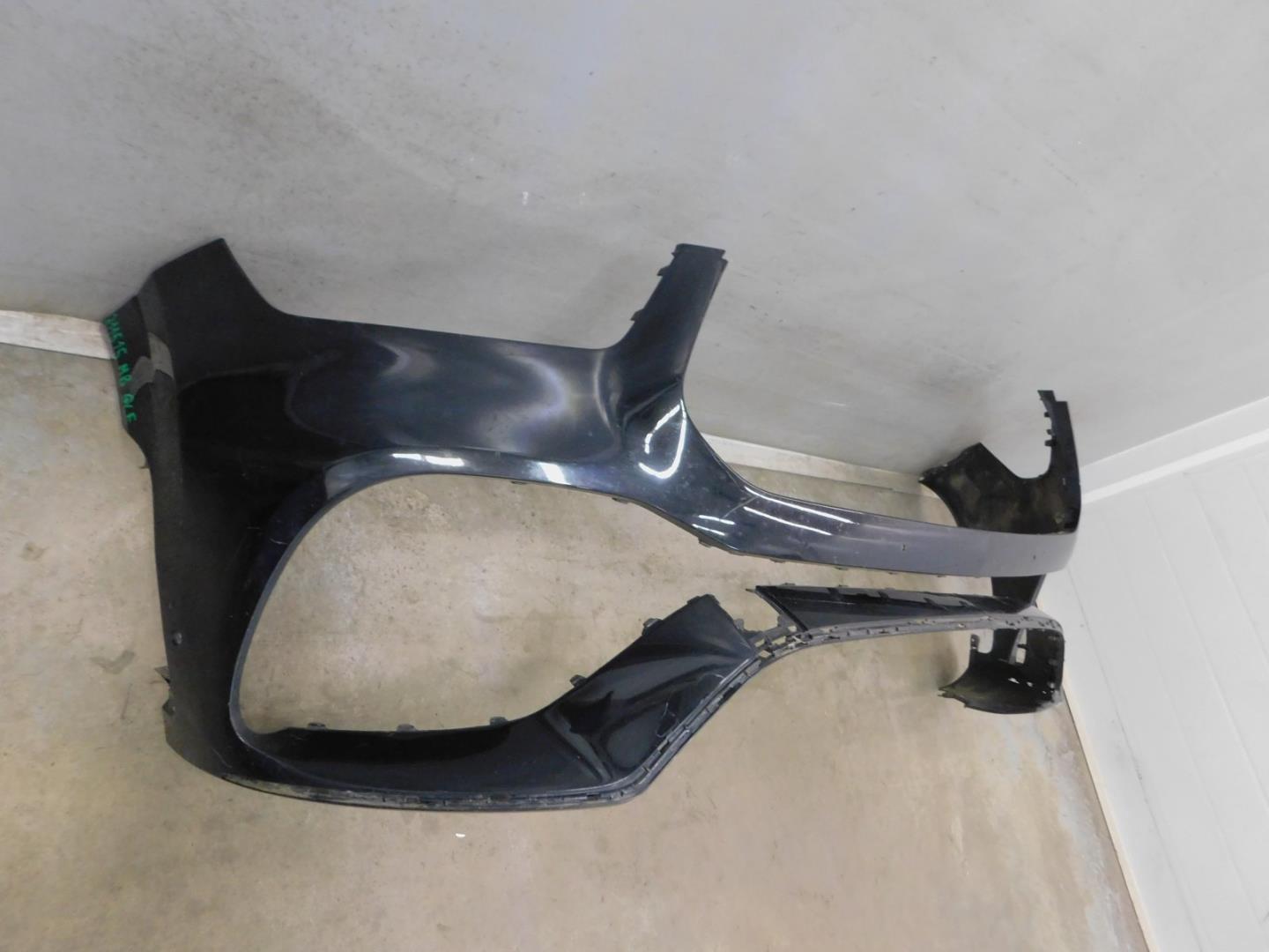 Бампер передний