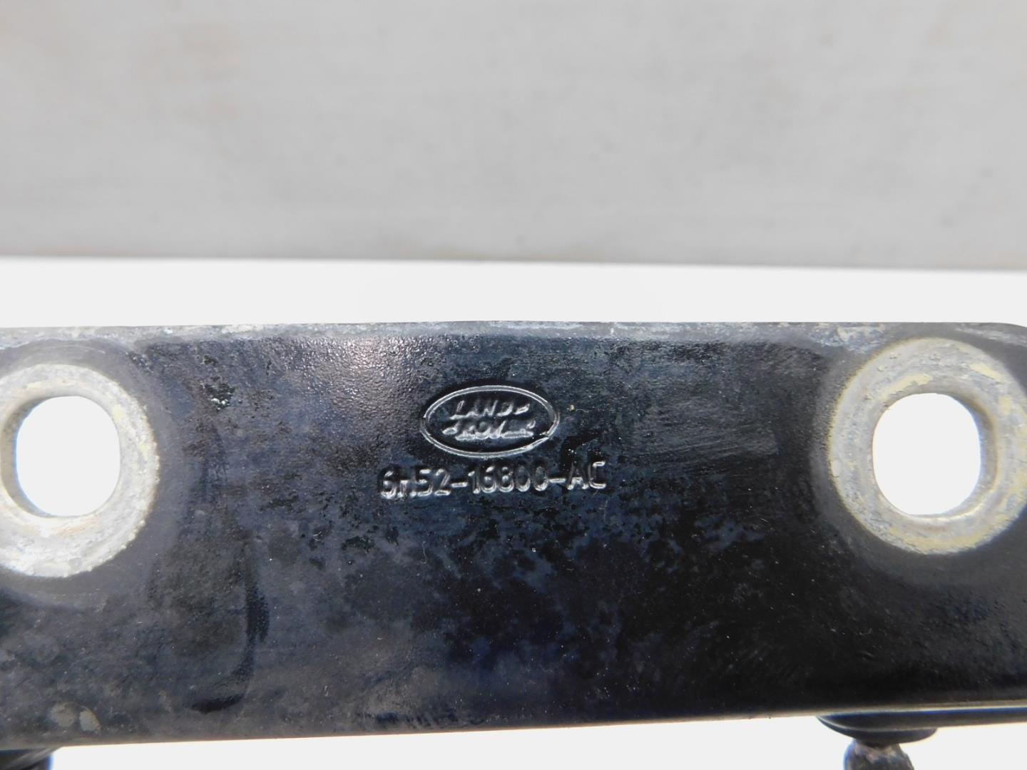 Петля капота правая