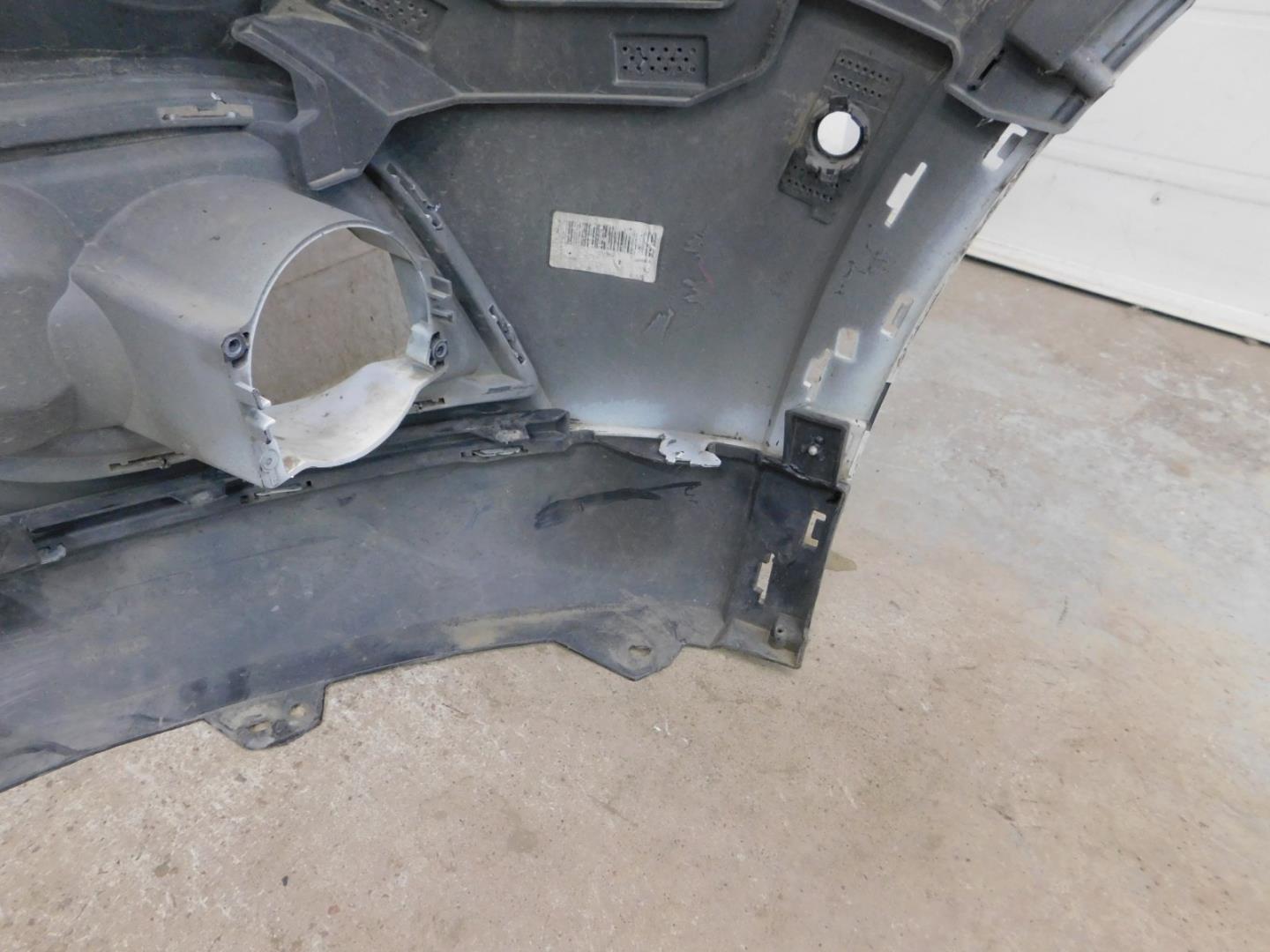 Бампер передний