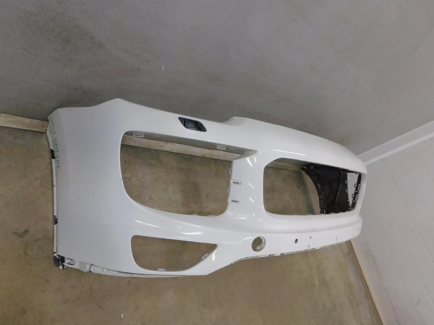 Бампер передний