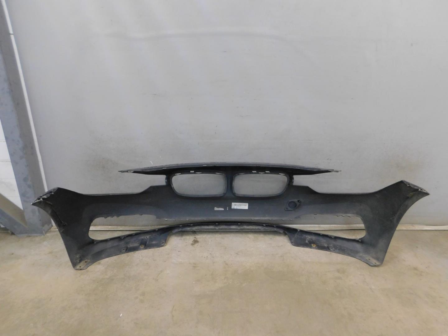 Бампер передний