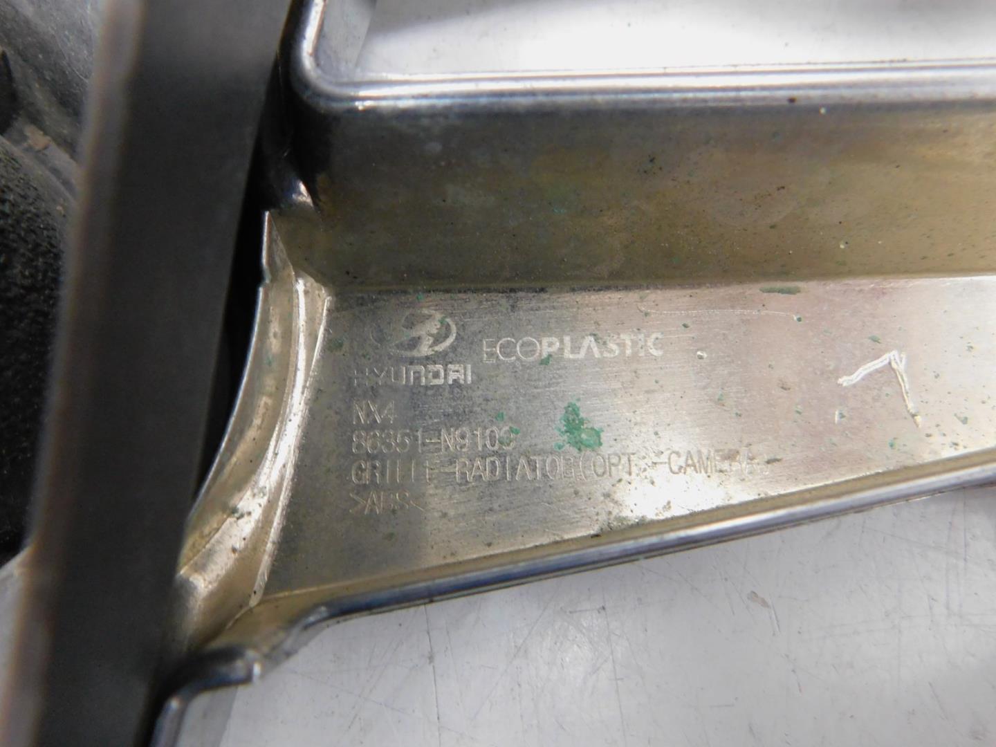 Решетка радиатора