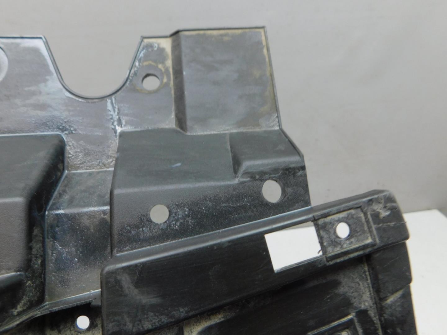 Накладка на решетку радиатора