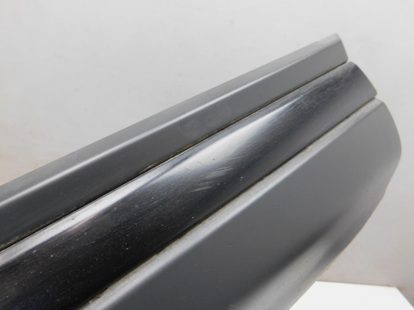 Накладка двери передней левой