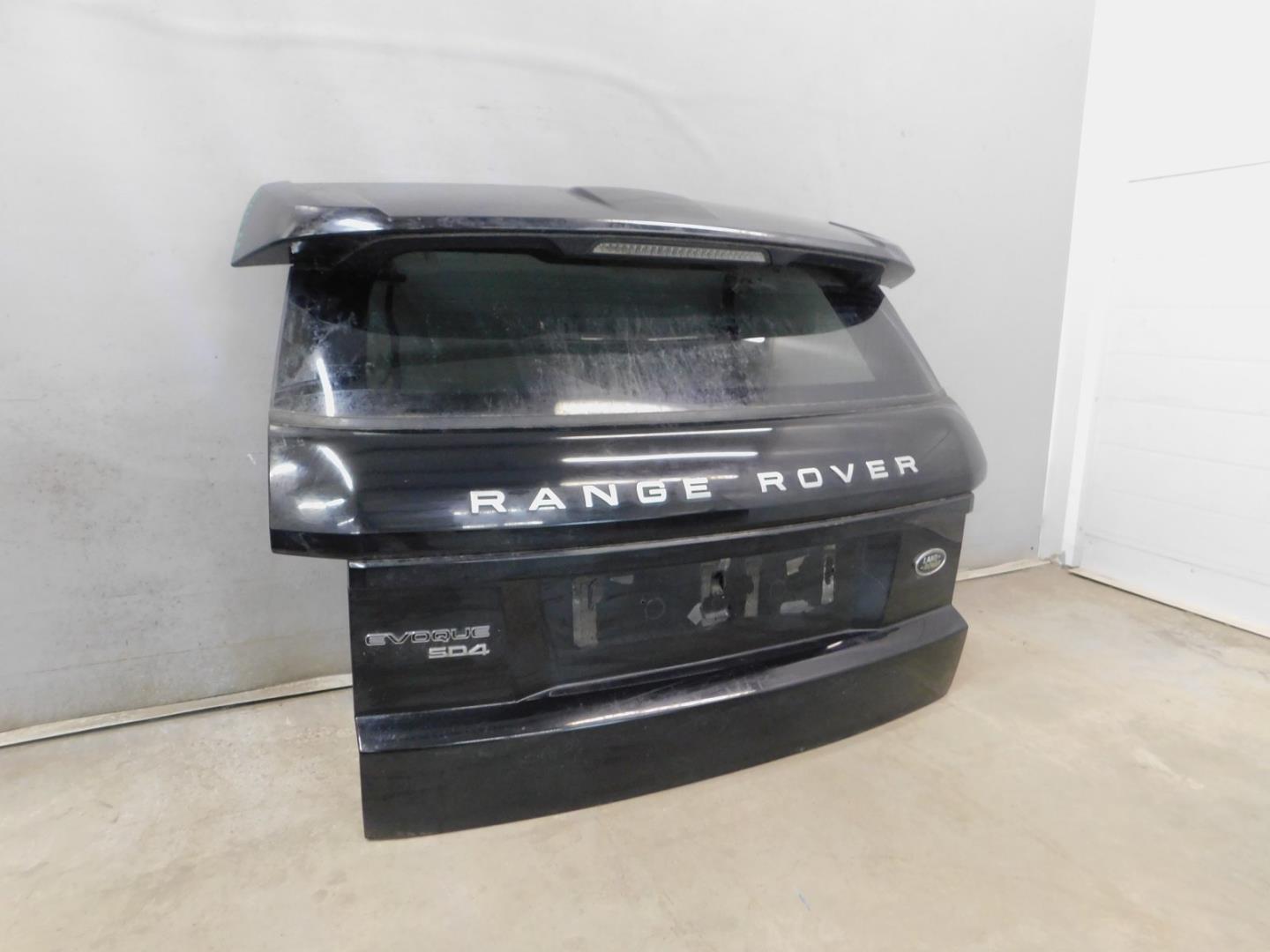 Дверь багажника