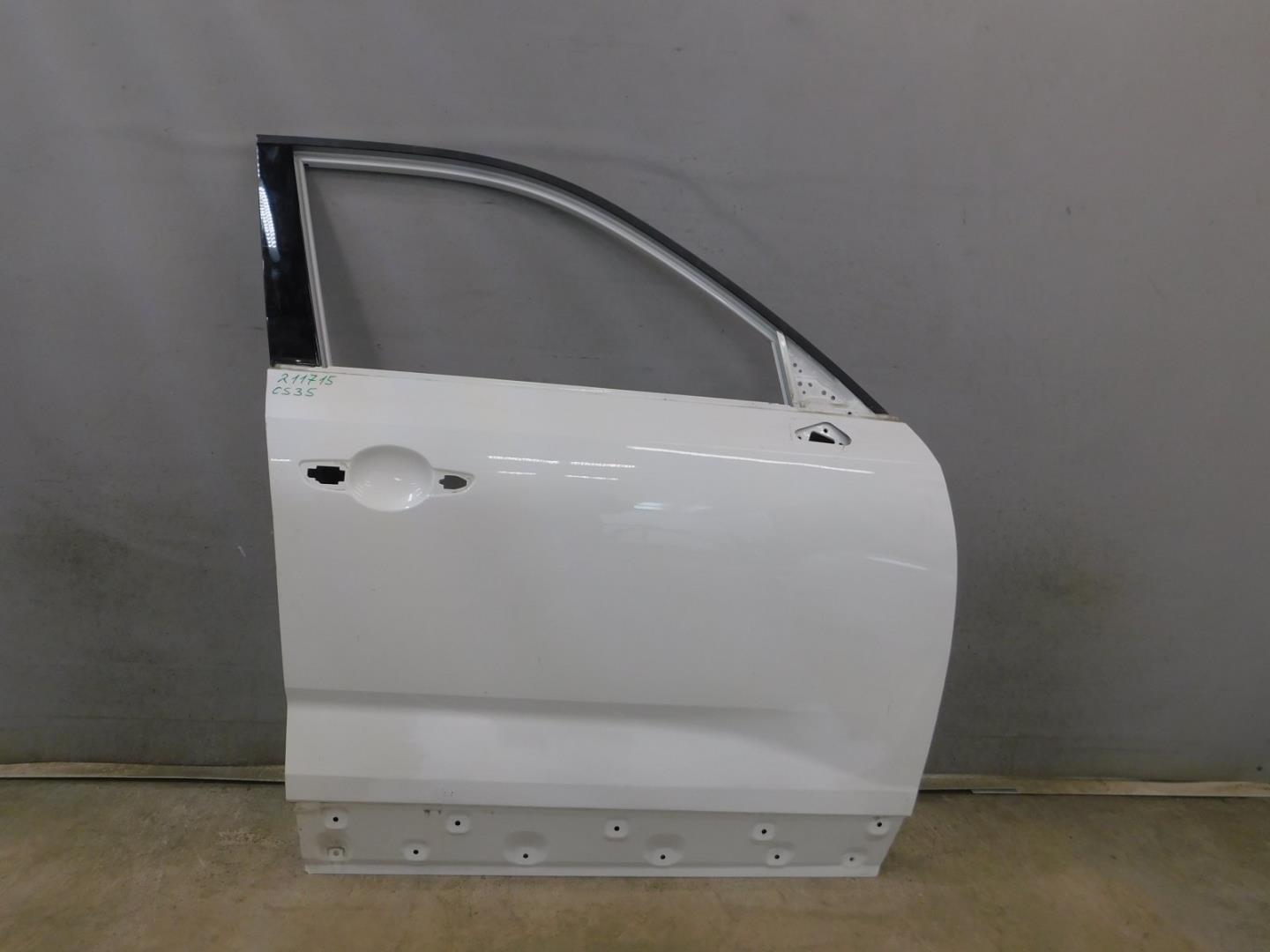 Дверь передняя правая