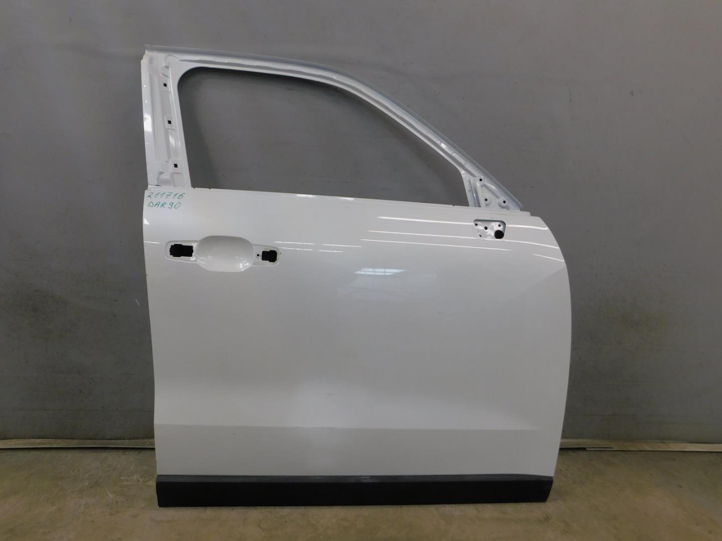 Дверь передняя правая