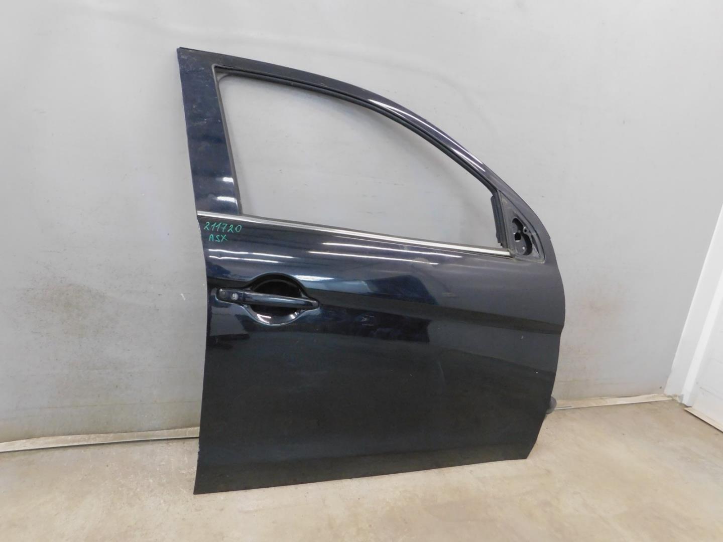 Дверь передняя правая