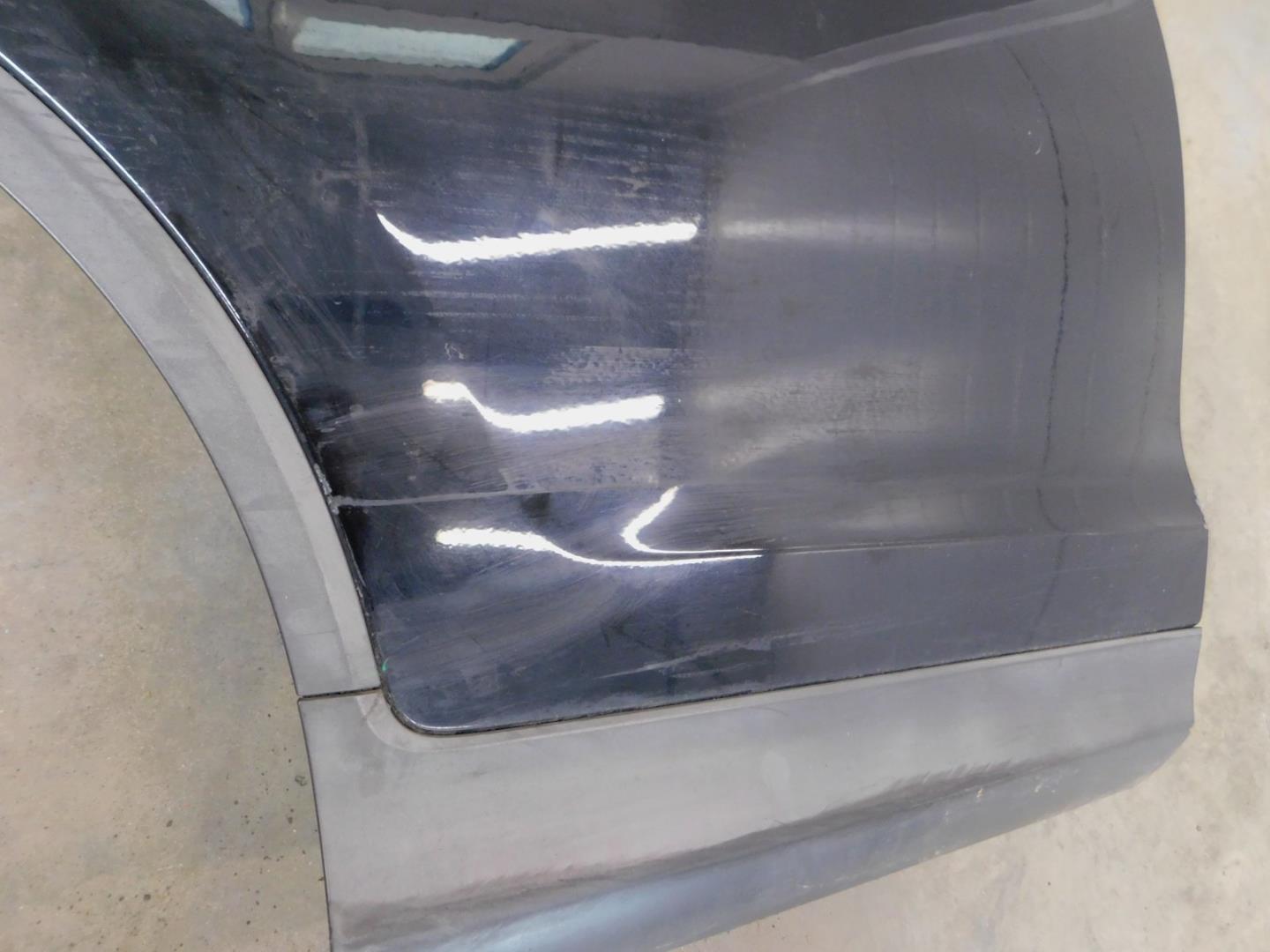 Дверь задняя правая