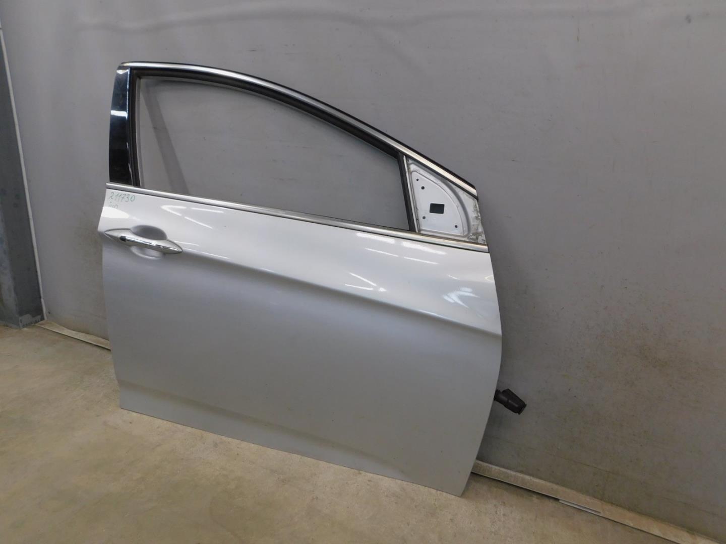 Дверь передняя правая