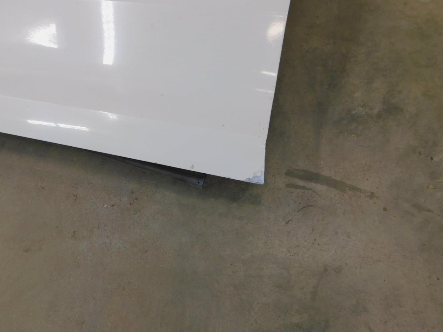 Дверь передняя левая