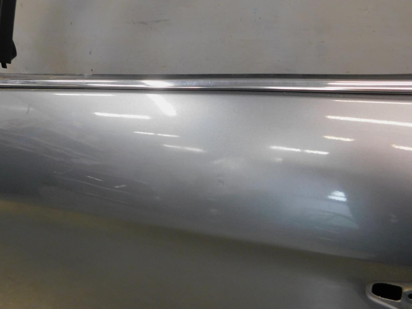 Дверь передняя левая