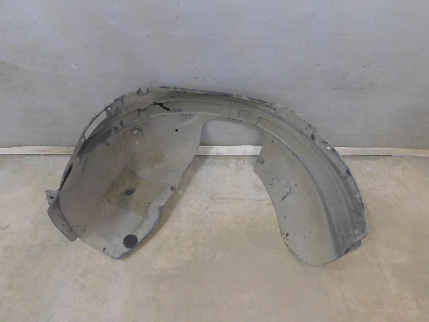 Локер передний левый