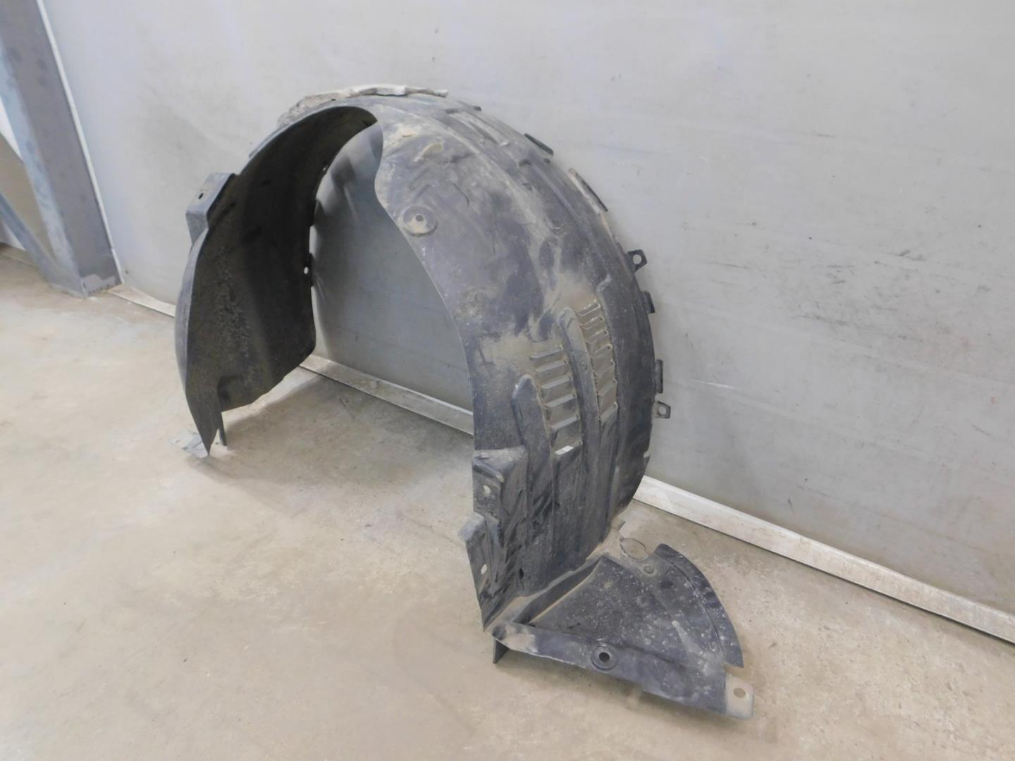 Локер передний левый