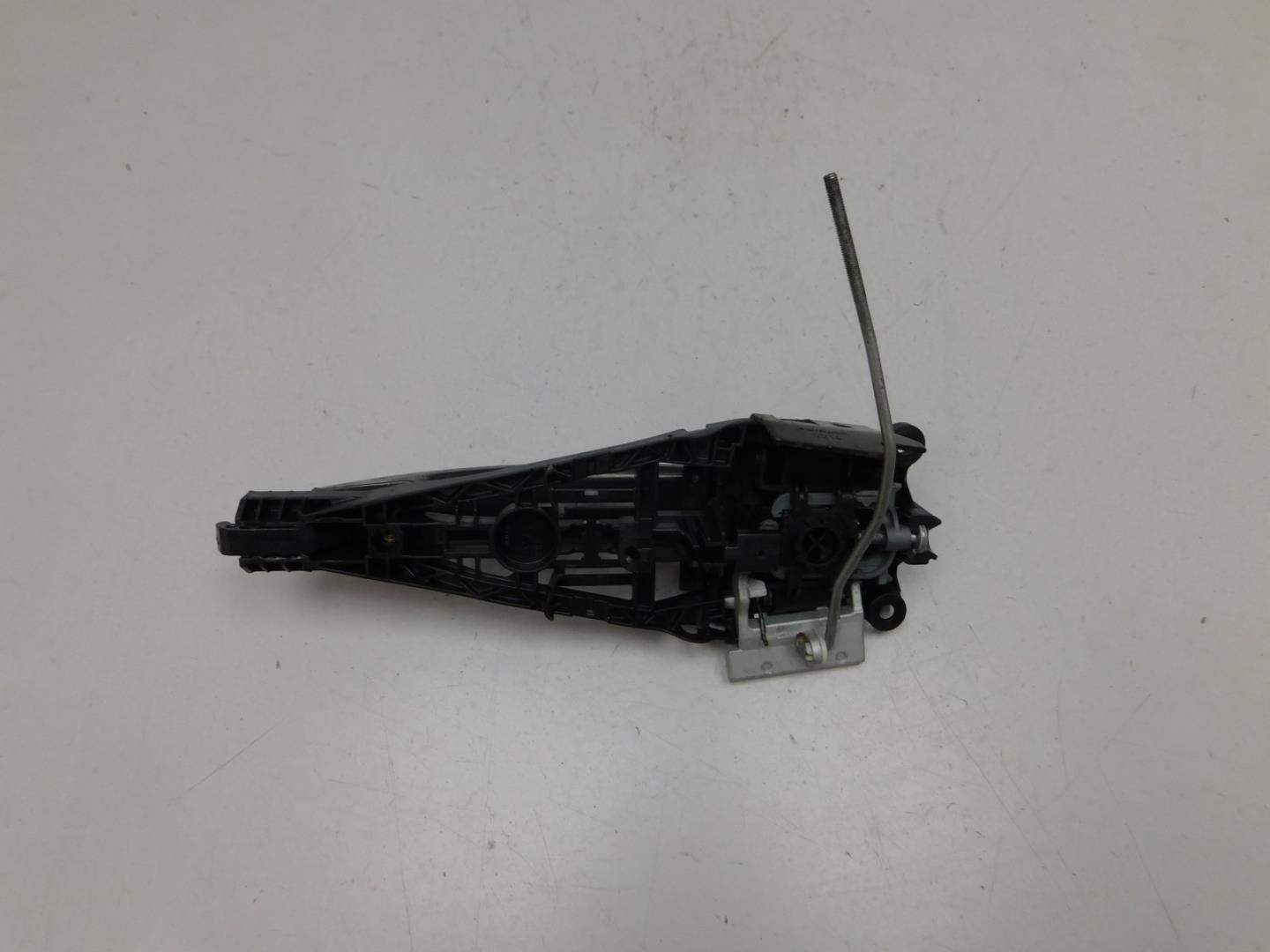 Ручка двери задней наружная левая