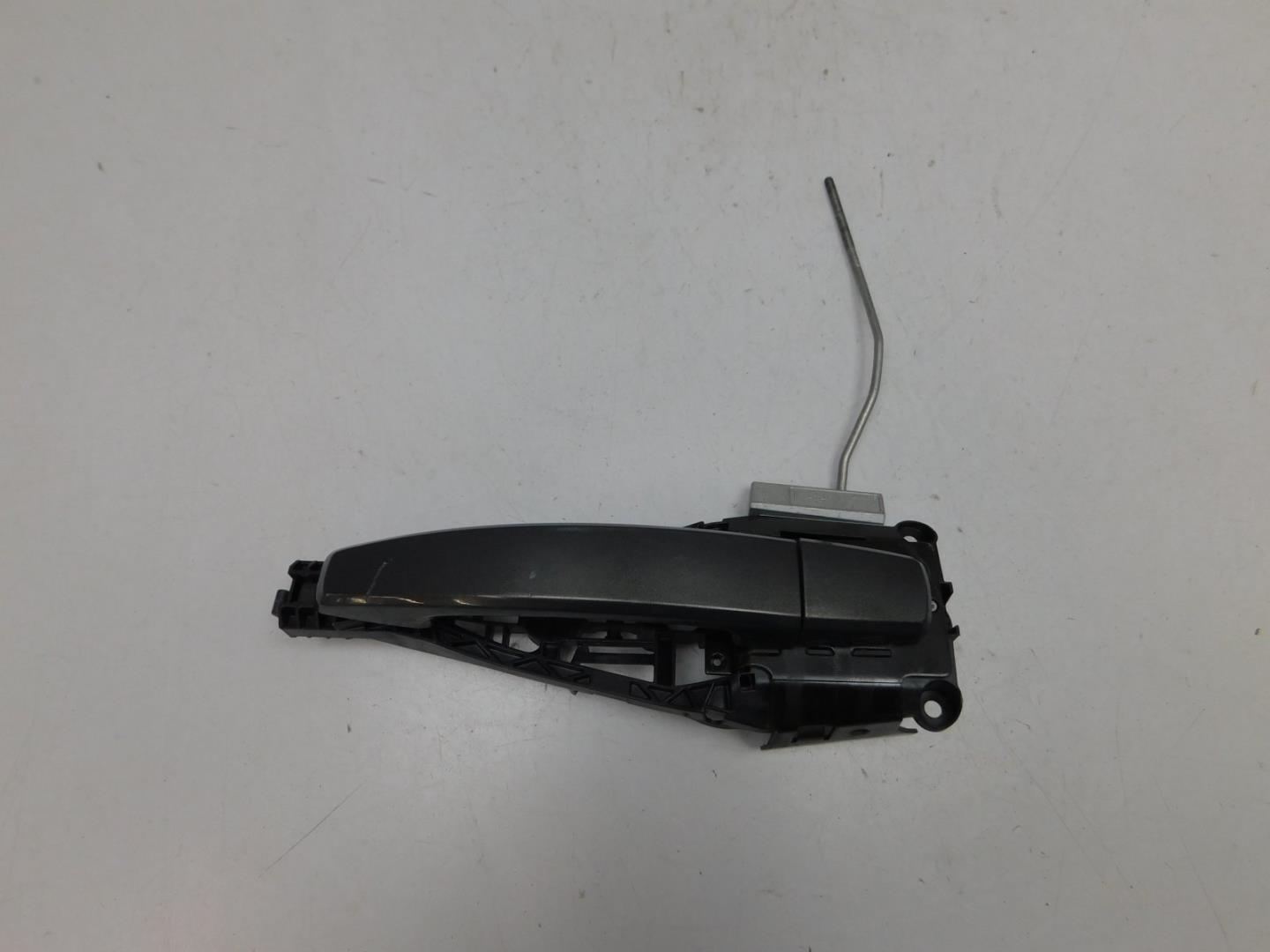 Ручка двери задней наружная левая