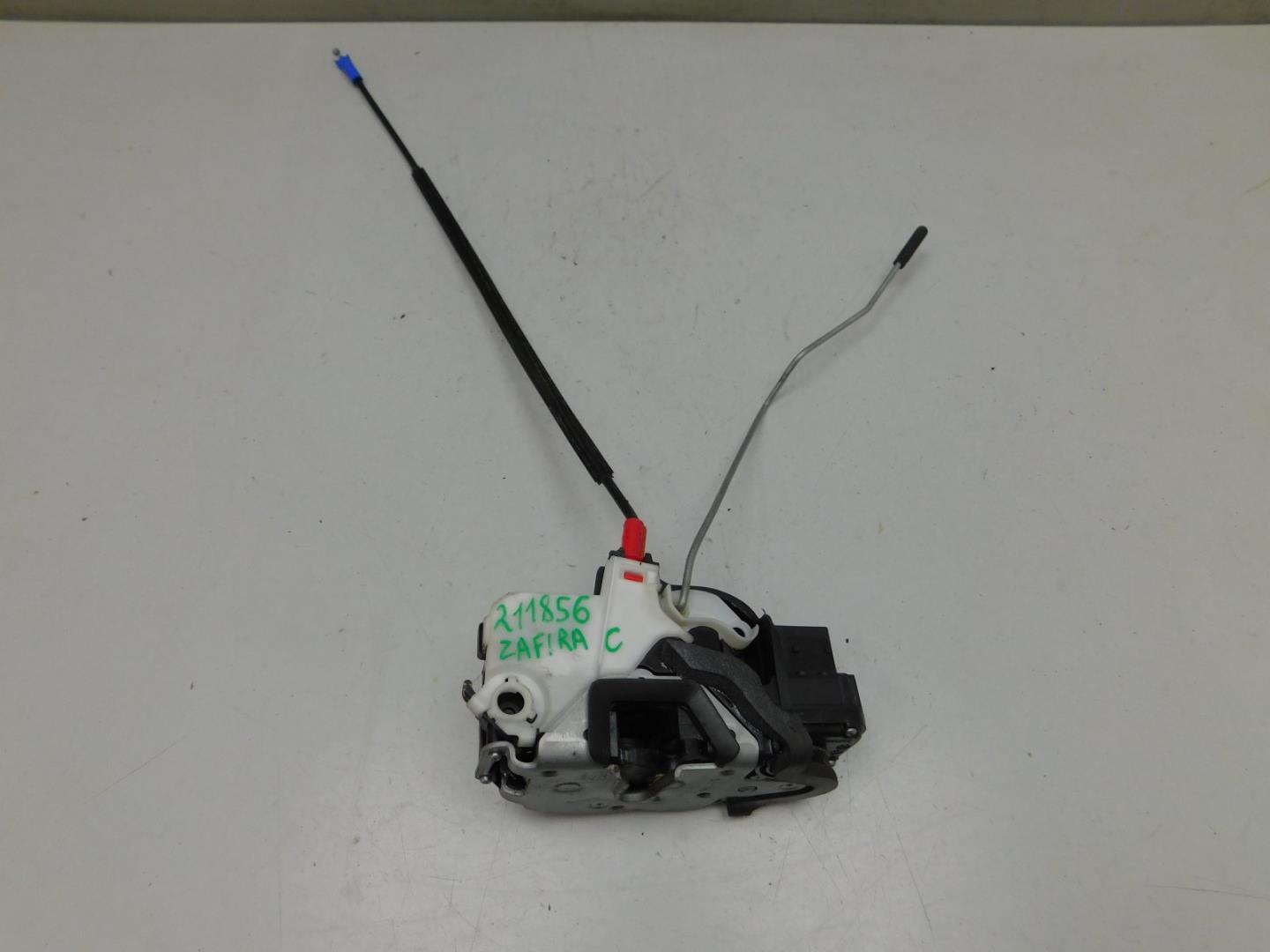 Замок двери передней правой