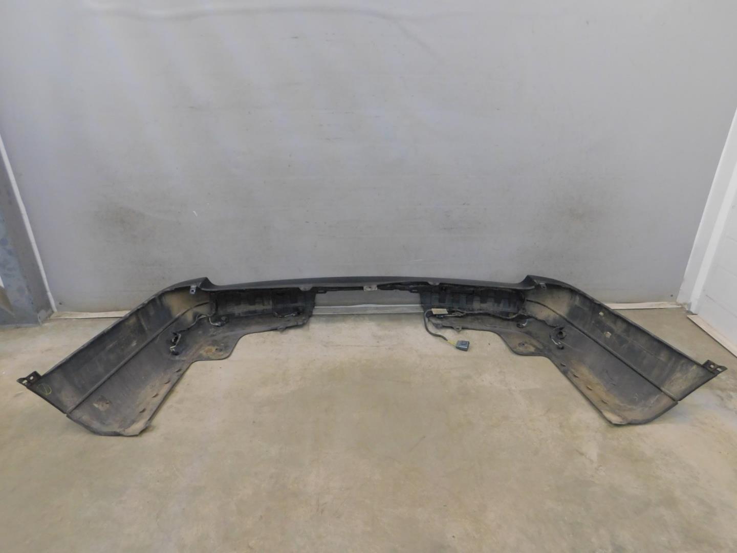 Бампер задний