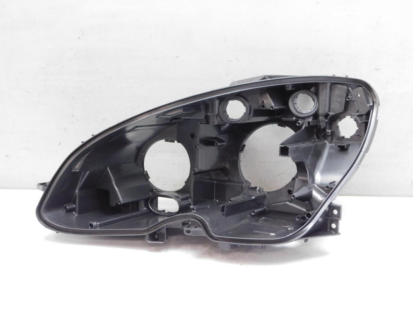 Корпус фары левой